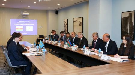 Azərbaycan və Qazaxıstan kağız blanklardan tam imtina edir - FOTO