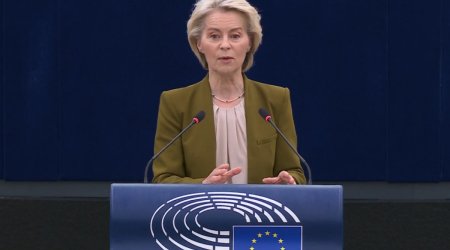 Ursula fon der Lyayen Azərbaycana gəlir