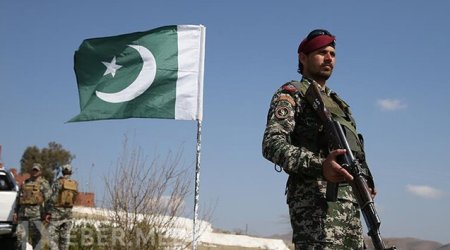 Pakistanla Əfqanıstan arasında gərginlik ALOVLANDI: Bölgədə döyüşlər gedir - VİDEO