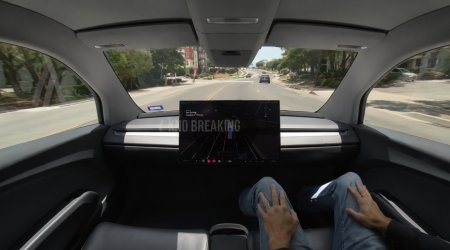 Nə sükan var, nə pedal: Tesla gələcəyin avtomobilini yola çıxardı &ndash; Video