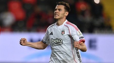 &ldquo;Beşiktaş&rdquo; 6 futbolçu ilə yollarını ayırdı