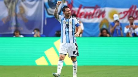 Messi dünya çempionatında rekorda imza atıb