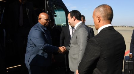 Zimbabve Milli Assambleyasının spikeri Azərbaycana gəldi - FOTO