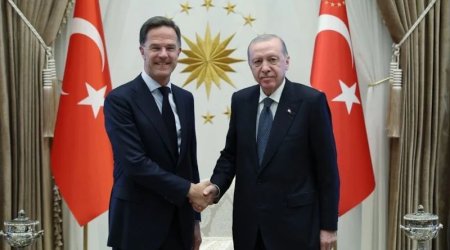 Ərdoğan Mark Rütte ilə görüşdü - FOTO