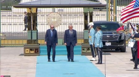 Prezident iqamətgahında Tramp belə qarşılandı &ndash; FOTO-VİDEO