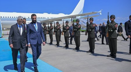 Əhməd əl-Şaraa da NATO zirvəsində iştirak üçün Ankaraya GƏLDİ