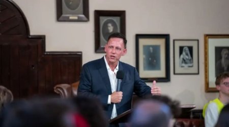 "Hollivud qorxu içində: İlon Mask və Sem Altman haqqında filmlər niyə bağlanmaq ərəfəsindədir?"
