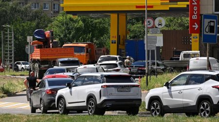 Rusiya Belarus benzininə MÖHTAC QALDI