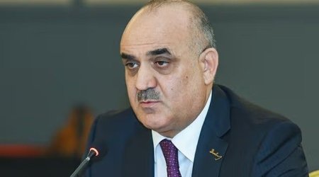 Sabiq nazirin dəbdəbəli mənzili yarı qiymətinə satışa çıxarıldı