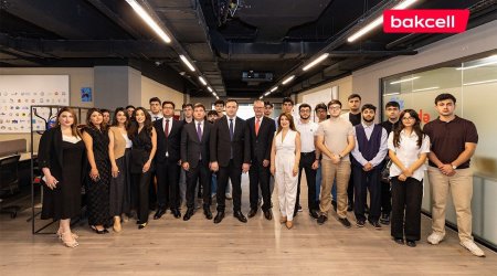 Bakcell və Gənclər Fondu "İnnovasiya və Süni İntellekt" üzrə təqaüd proqramının qalibləri ilə görüş keçirdi &ndash; FOTO