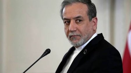 Əraqçi Hörmüz boğazının müzakirəsi üçün Omana gedir