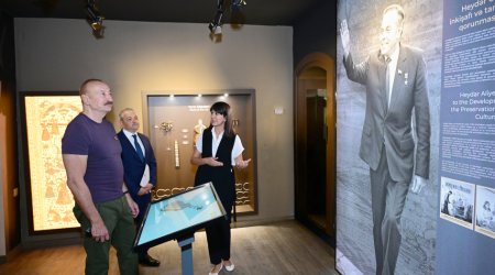 İlham Əliyev “Sadıqcanın evi”nin bərpadan sonra açılışında – FOTO