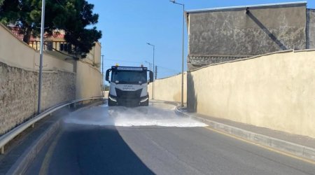 Bakıda küçələr YUYULDU - FOTO