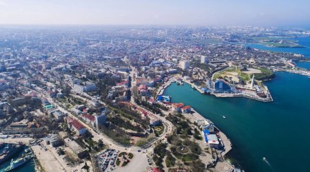 İşğal olunmuş Sevastopol qaranlığa qərq oldu - FOTO