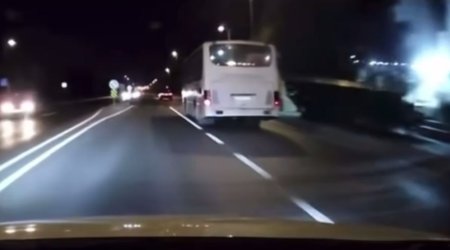 Bakıda avtobus sürücüsünün səhvi qəzaya səbəb olacaqdı &ndash; VİDEO