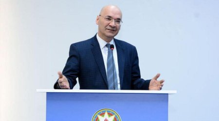 Osman Gündüz: &ldquo;Süni intellekt müəllimi tam əvəz edə bilməz&rdquo;
