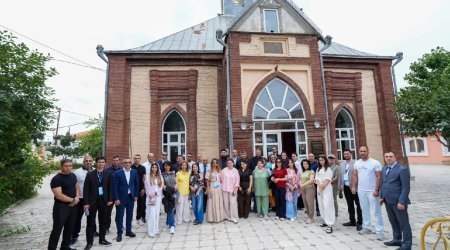 Dövlət Komitəsi konfrans iştirakçıları üçün mediatur təşkil etdi - FOTO