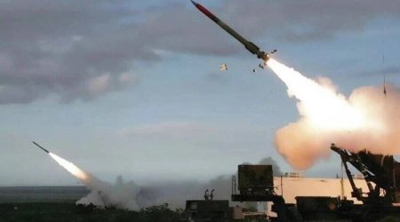 İordaniya İrandan atılan 3 raketi vurduğunu açıqladı