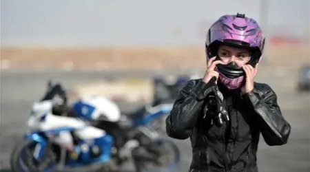 İranda qadınlar motosiklet sürə biləcəklər