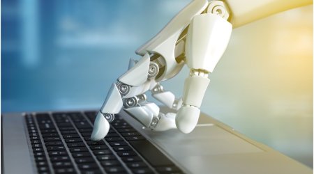 Bədəndən ayrıldıqdan sonra da işləyən robot əl nümayiş etdirildi - VİDEO