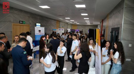 Universitet seçiminə kömək edəcək sərgi AÇILDI &ndash; Abituriyentlər üçün yeni İMKAN &ndash; FOTO