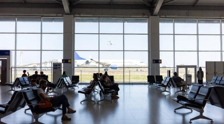 Rusiyanın 3 aeroportu bağlandı