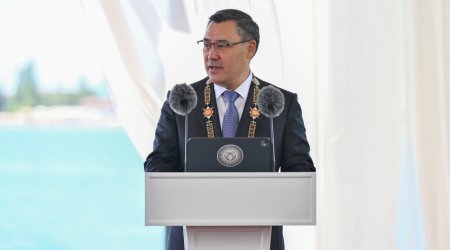 Sadır Japarov vahid turizm vizasının tətbiqini sürətləndirməyə çağırıb