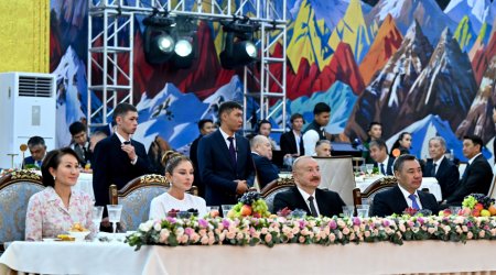 Çolpon-Ata şəhərində Prezident və birinci xanımın şərəfinə dövlət ziyafəti verildi - FOTO/VİDEO