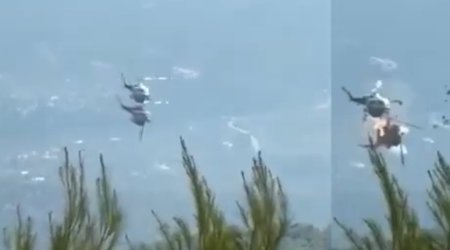 Meşə yanğınlarını söndürən iki helikopter havada toqquşdu - ANBAAN VİDEO