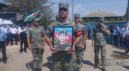 34 il sonra nəşi tapılan şəhidlə vida mərasimi keçirildi &ndash; FOTO