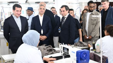Diplomatik korpusun nümayəndələri Xankəndi tikiş fabrikində - FOTO/VİDEO