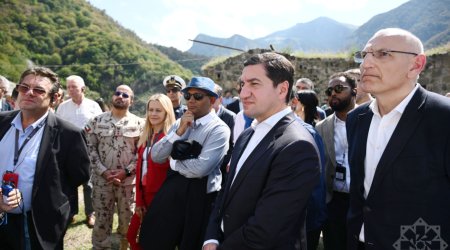 Diplomatlar Xudavəng monastırında &ndash; FOTO/VİDEO