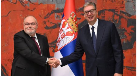 Səfirimiz etimadnaməsini Vuçiçə təqdim etdi - FOTO