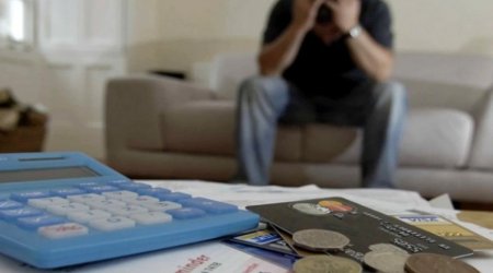 Borcunu ödəyə bilməyənlərin NƏZƏRİNƏ &ndash; Yeni mexanizm YARADILIR