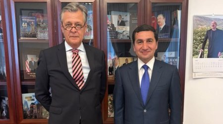 Hikmət Hacıyev Almaniya səfiri ilə görüşdü: Nələr müzakirə edildi? - FOTO