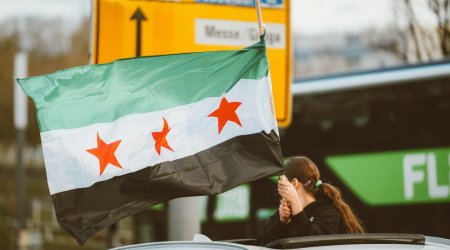 Bəşər Əsəd dövründə xidmət etmiş general həbs edildi