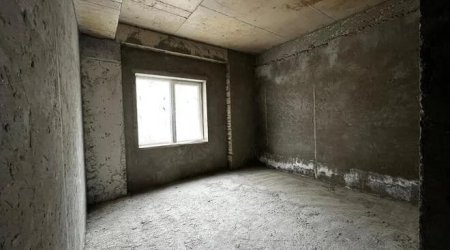 Bakıda astronomik qiymətə &ldquo;pod mayak&rdquo; evlər &ndash; Yarım milyon &ldquo;əlimyandı&rdquo; qiymət hesab olunur?