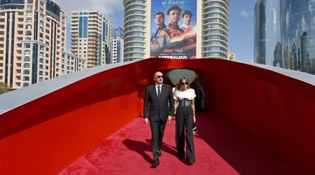 İlham Əliyev və Mehriban Əliyeva Formula 1 yarışına baxıblar - Yenilənib - FOTO