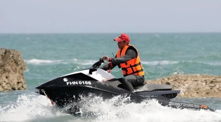 Dənizdə batan üç şəxs axtarılır