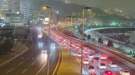 Bakıda bir neçə yolda sürət həddi ENDİRİLDİ