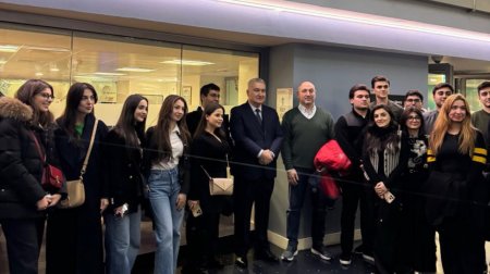 Elin Süleymanov London Kral Kollecində tələbələrlə görüşdü – FOTO