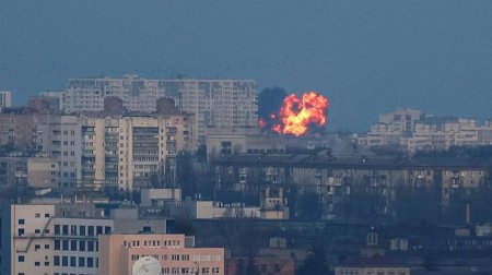 Bir sıra ölkələrin diplomatları Ukraynanı tərk edib