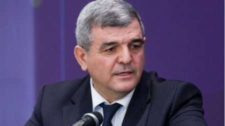 “AYNA öz “aynasına” baxıb görsün ki, Bakıda hərəkət etmək mümkün deyil” — Deputatdan ETİRAZ