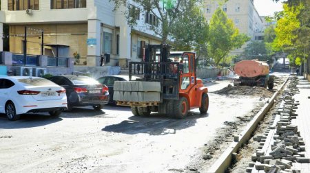 Bakıda bu küçə təmir OLUNUR – FOTO