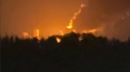 Ukrayna Rusiyanın daha iki neft emalı zavodunu VURDU – VİDEO