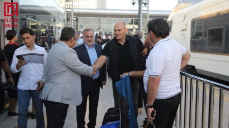 32 ildən sonra Bakıdan Ağdama gedən qatar mənzil başına ÇATDI – VİDEO