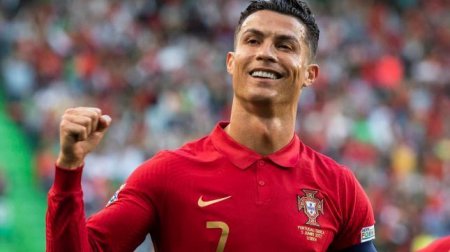 40 yaşlı Ronaldo Portuqaliya millisinə ÇAĞIRILDI