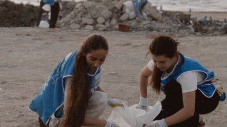 Leyla Əliyeva və Arzu Əliyeva Bilgəhdə təmizlik aksiyasında iştirak etdilər - FOTO
