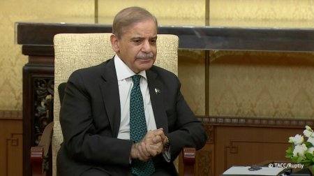 Putin Şahbaz Şərifi Moskvaya dəvət etdi - VİDEO