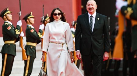 Prezident və birinci xanımın Çindəki paraddan FOTOLARI